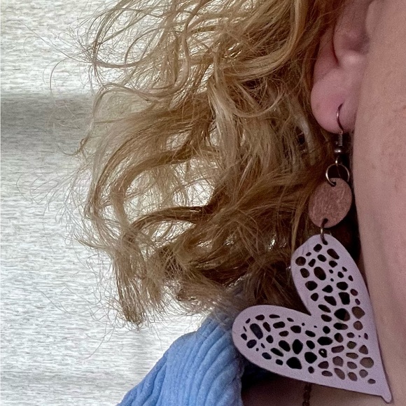 Colorful Lavender Heart Design Hollow Pattern Dangle Earrings - Picture 4 of 4